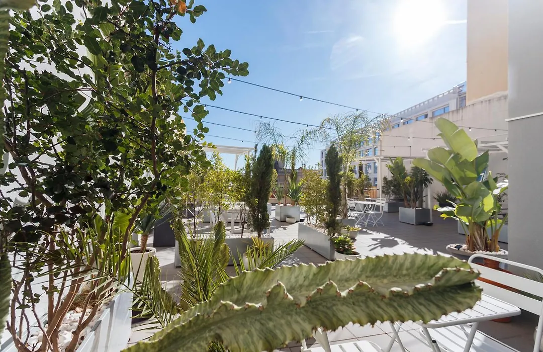 Prosecco Lifestyle In Lisbon By Misha'S Place 4B-1