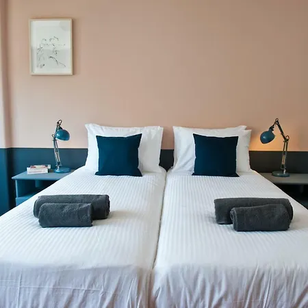 Prosecco Lifestyle In Lisbon By Misha'S Place 4B-3